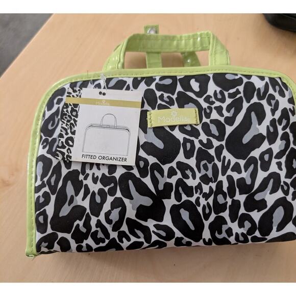 Modella Accessories - 💧NWT Modella Travel Organizer